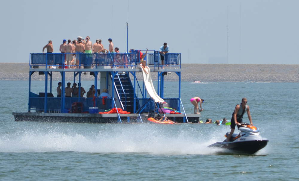 Lake Travis party boat rental